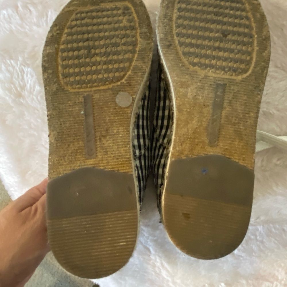 Gianni Bini Dunnigan Ginghan Espadrilles Shoes(6.5) - Picture 8 of 9